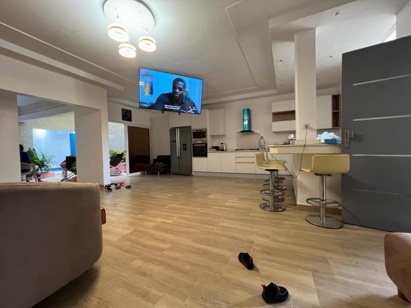 Appartement F4 à la Cité Hacienda