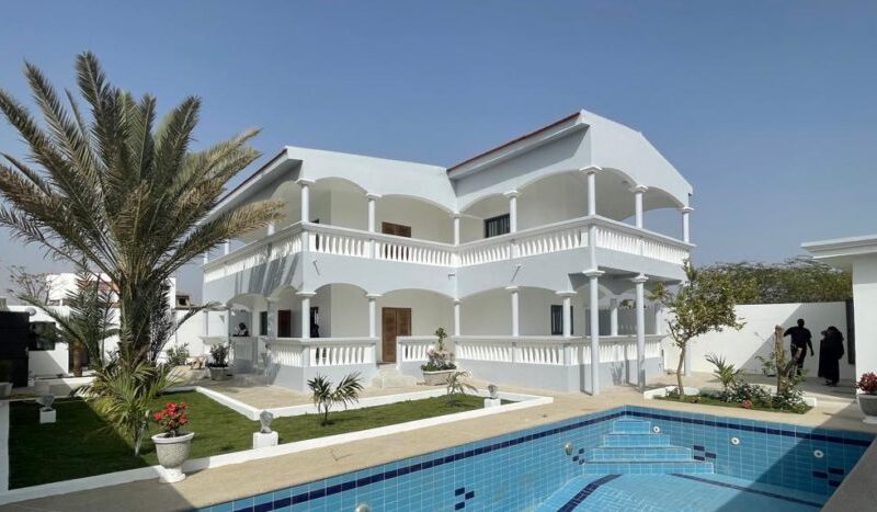 Villa à vendre à Ndayanne