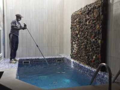 À LOUER – Duplex Meublé avec Piscine à Mermoz